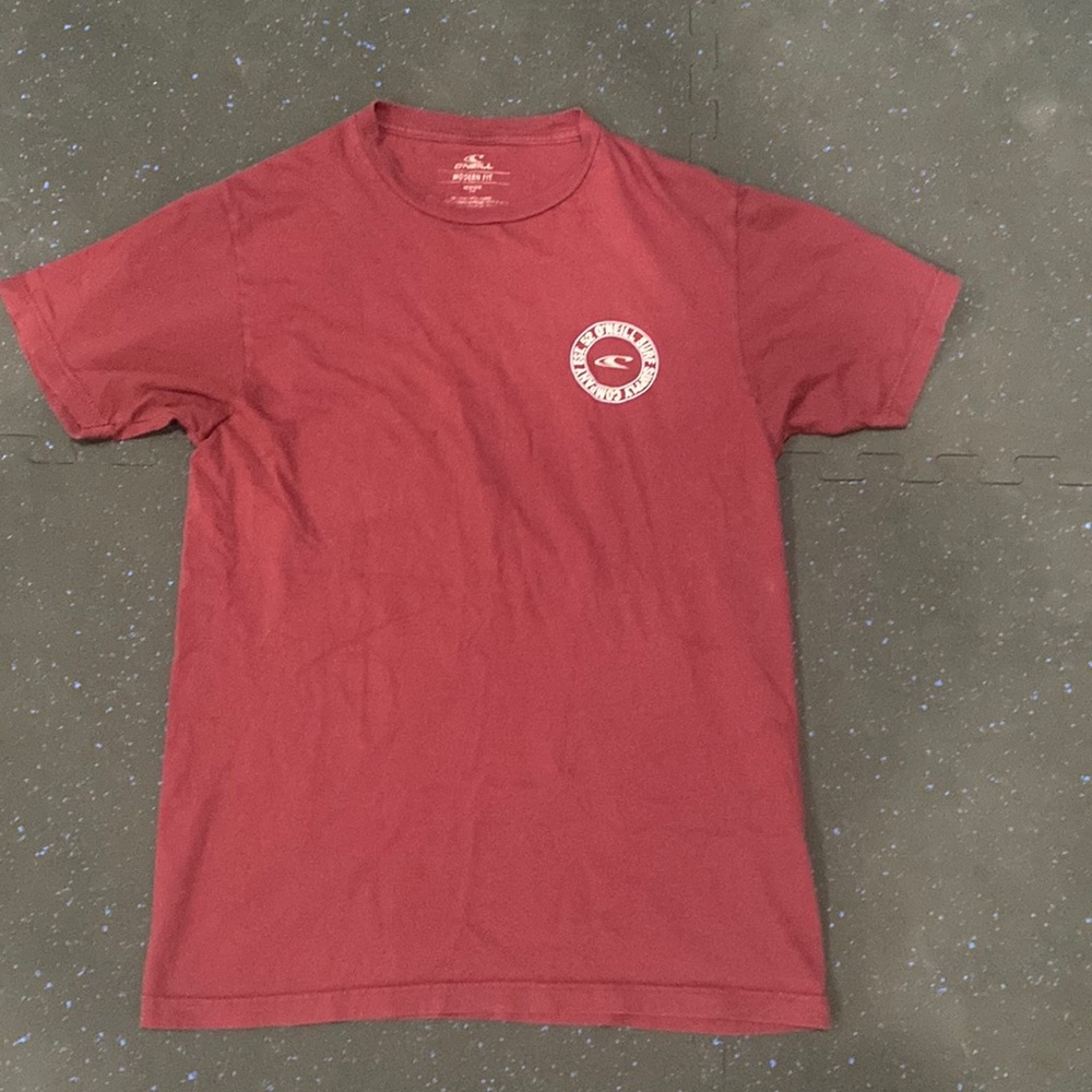 Burgundy O’Neil tee